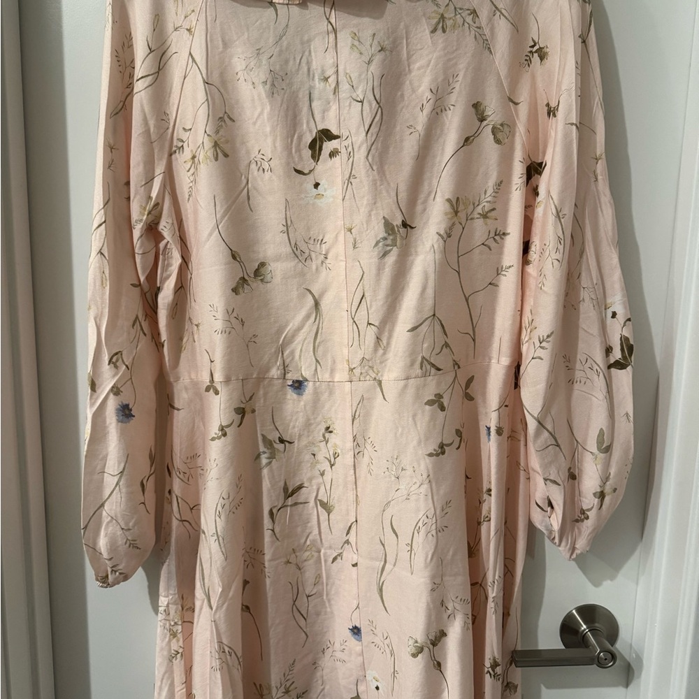 Floral Ruffle Blouse - Picture 2 of 5